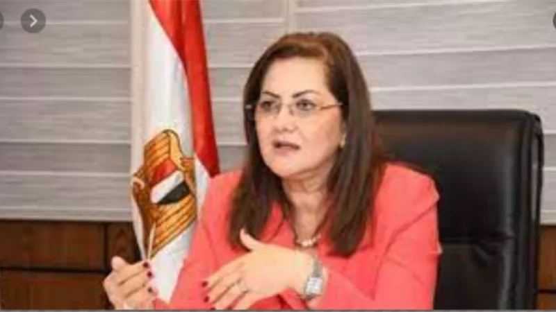 د. هالة السعيد: الانتهاء من تنفيذ 855 مشروعاً تنموياً في أسوان بتكلفة 7.2 مليار جنيه
