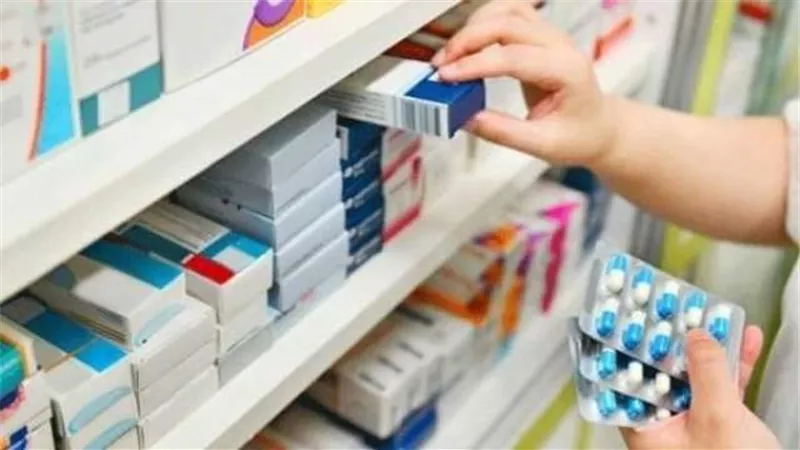 ضبط 4 أشخاص يزاولون مهنة الصيدلة بدون ترخيص في سفاجا