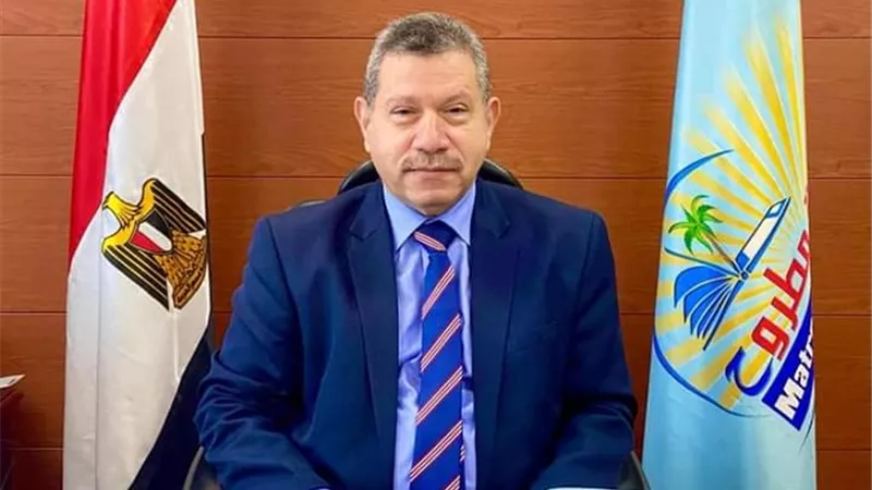 رئيس جامعة مطروح يهنئ الرئيس السيسى بعيد العمال