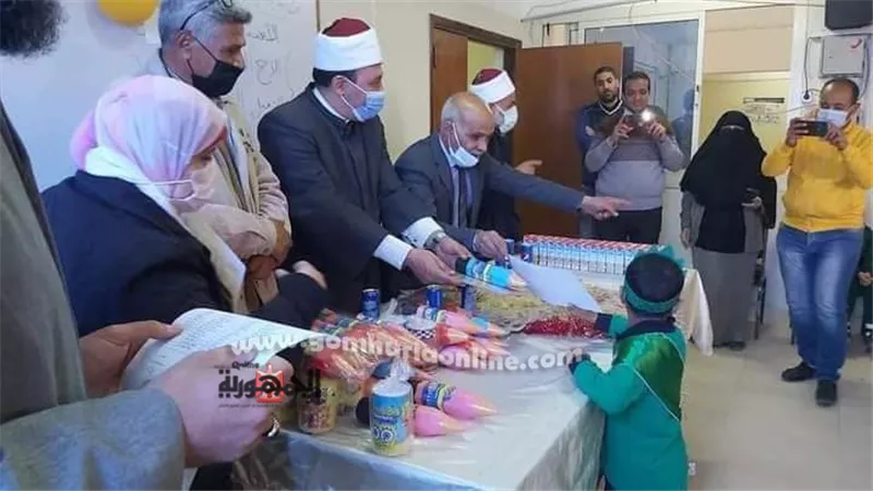 تكريم الفائزين فى التصفيات النهائية لمسابقة الأزهري الصغير بالسويس