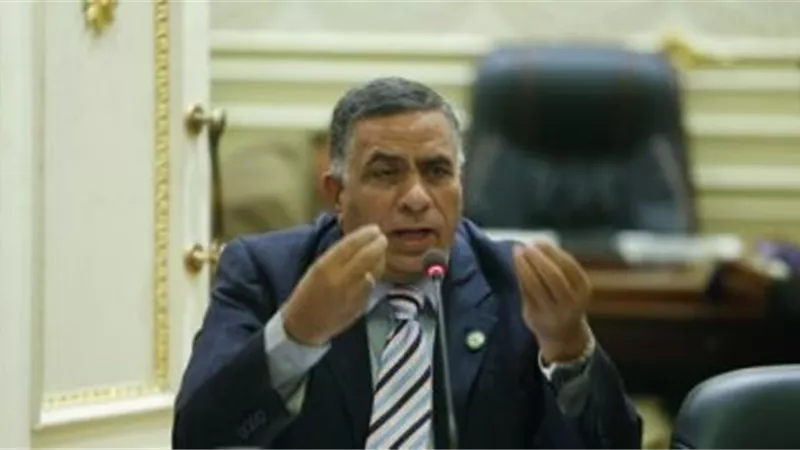 رئيس اتحاد العمال ينعى فقيد الحركة النقابية المصرية