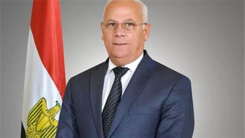 محافظ بورسعيد: غلق أى منشأة مخالفة للإجراءات الاحترازية لمواجهة فيروس كورونا