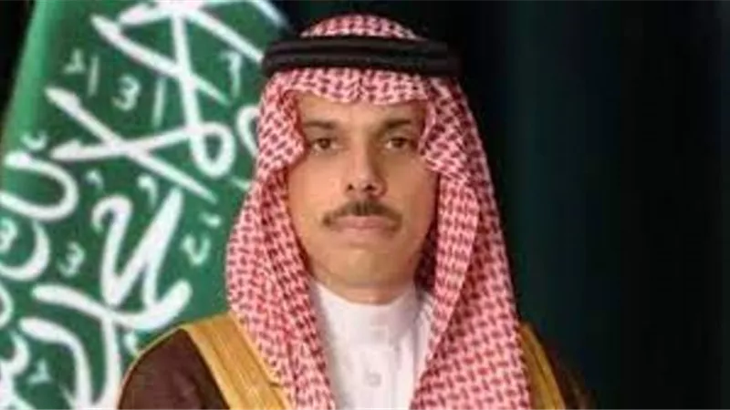 ولي عهد أبوظبي ووزير الخارجية السعودي يبحثان سبل تعزيز التعاون المشترك