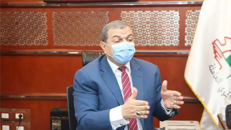 القوى العاملة: تعيين 426 شاباً..وتحرير 66 محضرا وغلق 12 منشأة مخالفة بدمياط