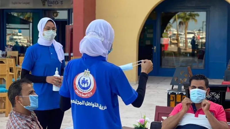 فرق التواصل المجتمعي تواصل التوعية الصحية بمدينة الغردقة