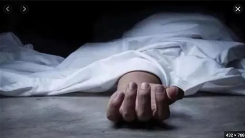 مصرع حداد سقطت عليه بوابة حديد بالحانكة
