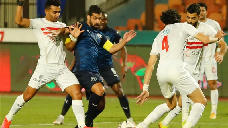 بيراميدز ينهى الشوط الأول متقدما بهدف السعيد امام الزمالك .. صور
