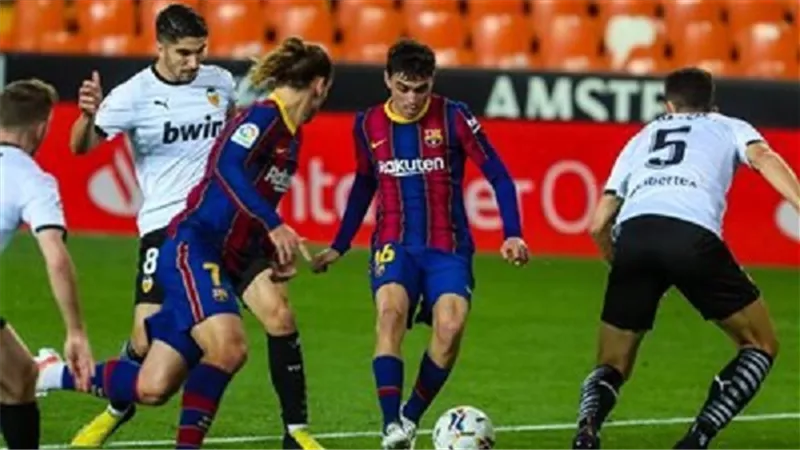 برشلونة يفوز بثلاثية امام فالنسيا فى الدورى الأسبانى