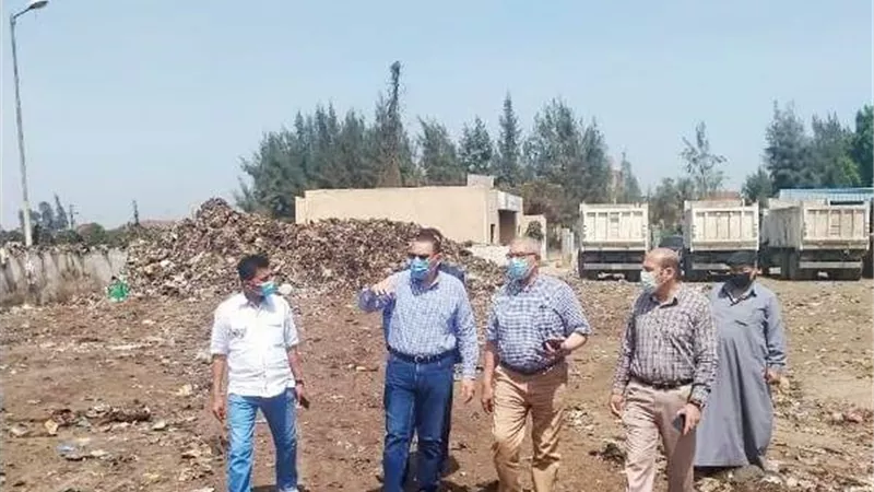 محافظ الشرقية يتفقد مصنع تدوير القمامة بعزبة ماهر ببلبيس لاعادة تشغيله