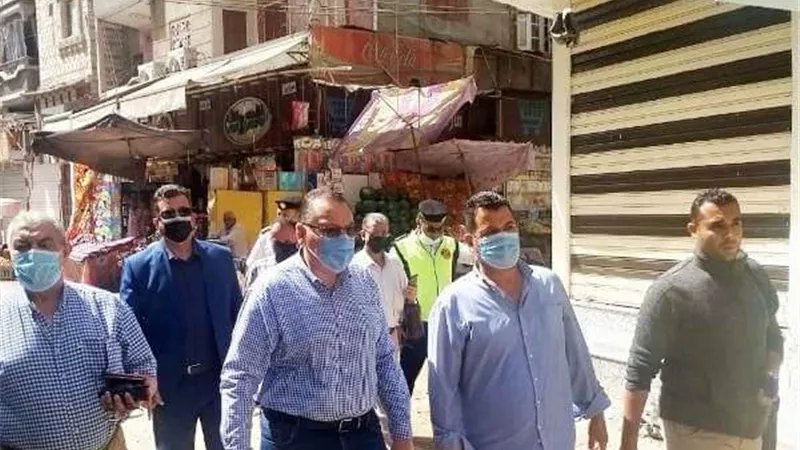 محافظ الشرقية يؤكد على سرعة الانتهاء من أعمال الرصف ببلبيس