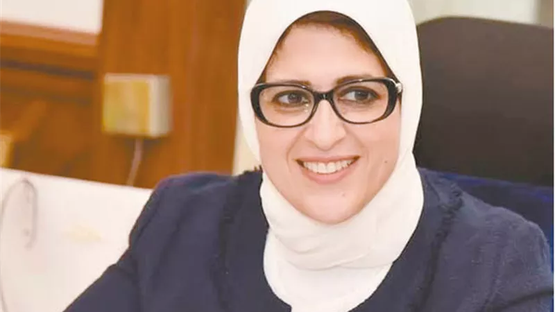 تطعيم 50 ألفاً من أبناء البحر الأحمر وأسيوط.. بلقاح كورونا