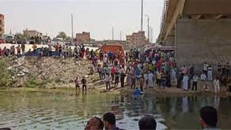 لمروره بأزمة نفسية ..انتحار شاب قفزا من أعلى كوبري نفيشة بالإسماعيلية