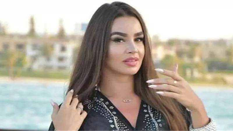 الراقصة الروسية هاربة من حكم نهائى التحريض على الفسق