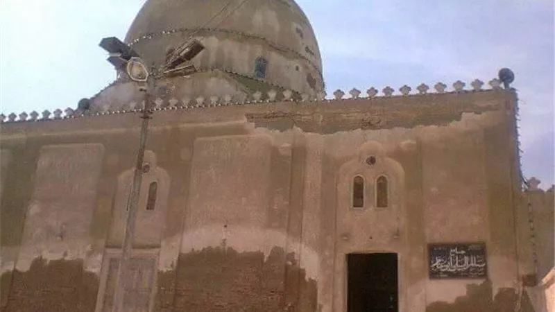 الإهمال يسرق ملامح مسجد 