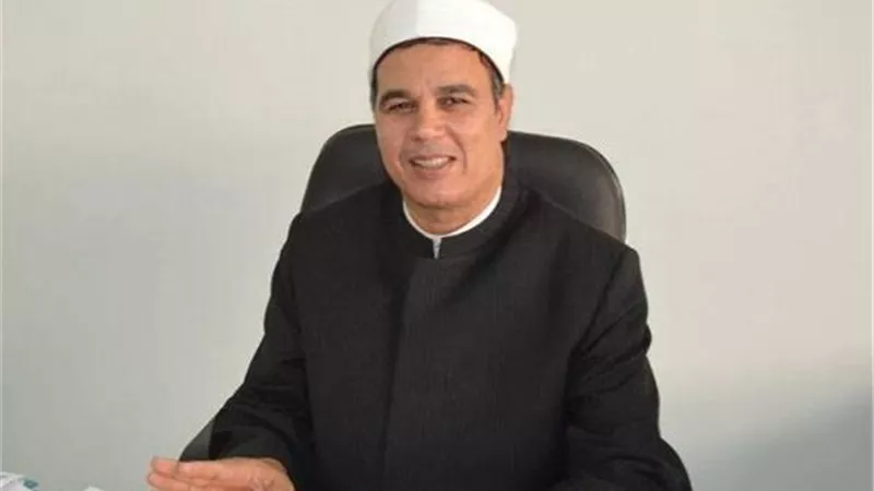 شيخ الأزهر لم يغير منهجه يا د/ سعد