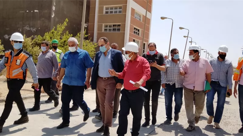 رئيس جهاز بني سويف الجديدة والنائب رئيس المقاولون العرب يتفقدان مشروعات المرافق بالمدينة