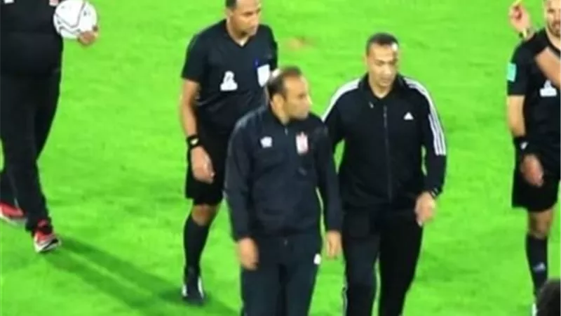 رسمياً.. إيقاف مدير الكرة بالنادى الأهلى وإحالته للتحقيق