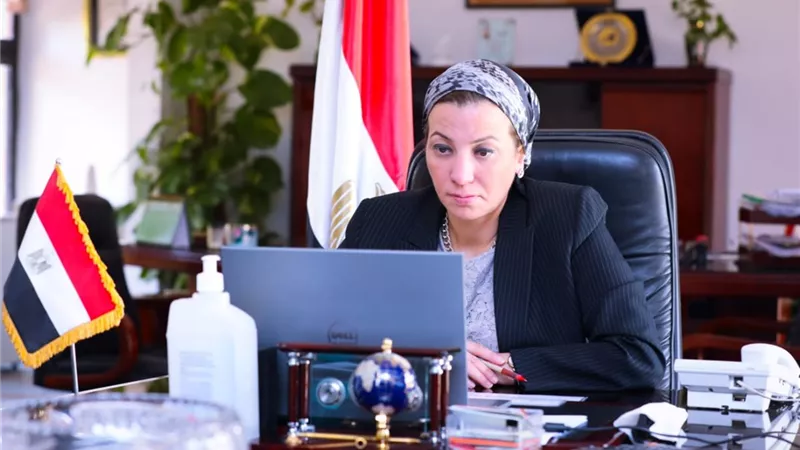 وزيرة البيئة تناقش فرص الإستثمار لتحويل المخلفات الى طاقة