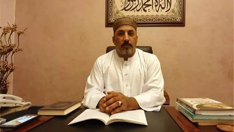 الأب الذي يتسبب في عقوق ابنه
