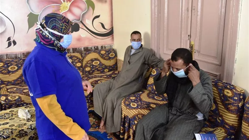 محافظ المنيا : الوحدات المحلية تواصل جهودها فى مواجهة فيروس كورونا