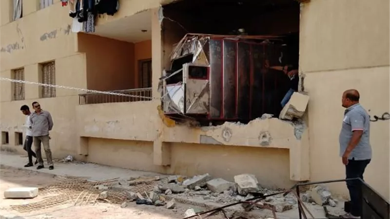مندور: جهاز بدر يصادر فرن بلدى وينفذ إزالة فورية بالتعاون مع قسم شرطة المدينة.. بالصور