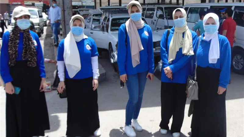 فريق التواصل المجتمعي يقدم التوعية الصحية لأبناء محافظة الغربية-صور