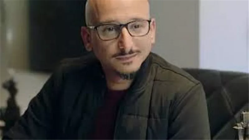 لية يا هنا ؟! .. خالد منصور يطرح اغنية كوميدية عن مسلسل لعبة نيوتن