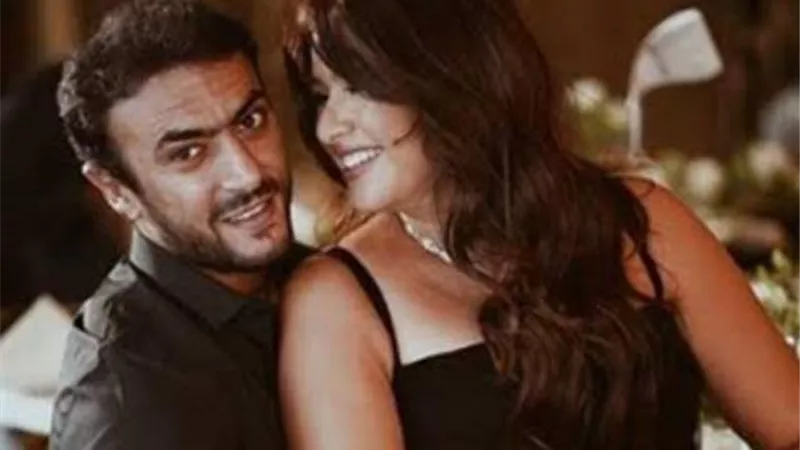 خلاف بين ياسمين عبد العزيز ومؤلف 