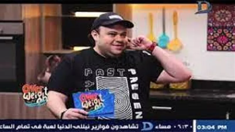 بالفيديو..فاشون بلوجر: توم كروز قصير جدًا... ولكن