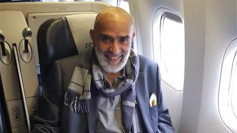 أول تعليق من أشرف السعد بعد احتجازه بمطار القاهرة: «سددت جميع أموال المواطنين».. فيديو