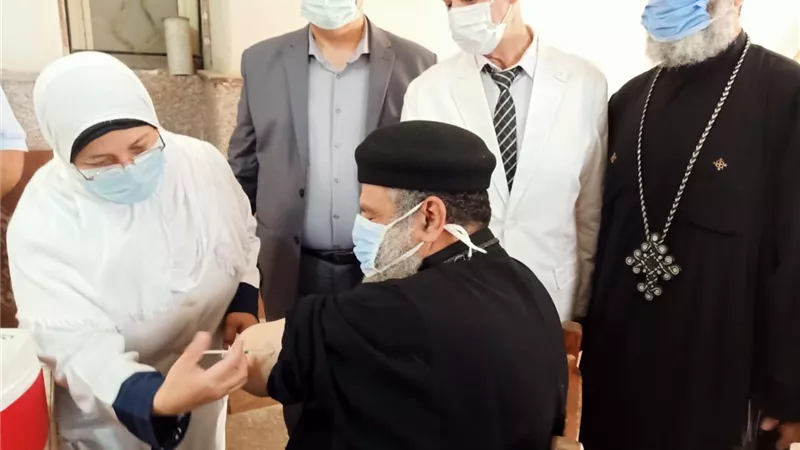 استمرار تطعيم الشراقوة بالكنائس والمنشآت الخدمية بلقاح كورونا