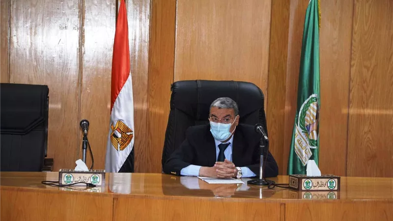 محافظ المنيا يستنفر جهود الاجهزة لسرعة الانتهاء من الخطة الاستثمارية للمحافظة