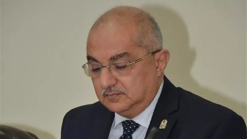 مجلس جامعة أسيوط يوافق على تعيين وكيلين واثنين من رؤساء الأقسام الجدد بأربعة كليات مختلفة