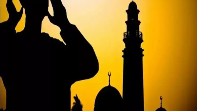 موعد أذان الفجر اليوم الجمعة 25 رمضان