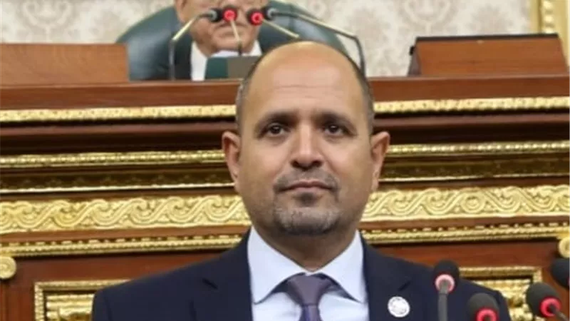 رئيس 