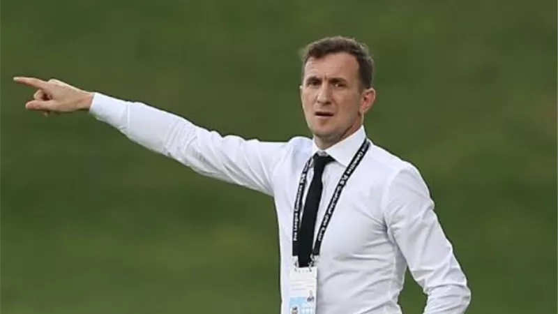بيراميدز .. المدير الفنى : علينا نسيان نتيجة لقاء دجلة والتركيز على مواجهة سيراميكا
