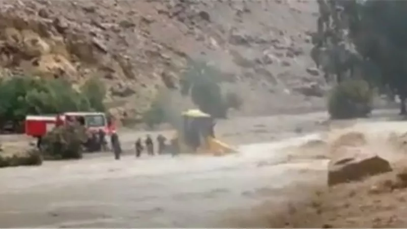 وفاة 4 أشخاص جراء فيضانات بولاية المسيلة شرقي الجزائر.. فيديو