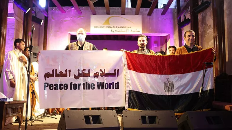 مدير مكتبة الإسكندرية يشيد بحفلات «ليالي المقامات الروحية» ببيت السناري