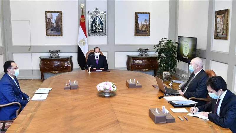 الرئيس يتابع الموقف التنفيذي لمشروعات المنطقة الاقتصادية بقناة السويس