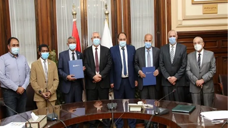 وزير الزراعة يشهد توقيع مذكرة تفاهم بين الفاو واتحاد الدواجن لتطوير نظم الإنتاج