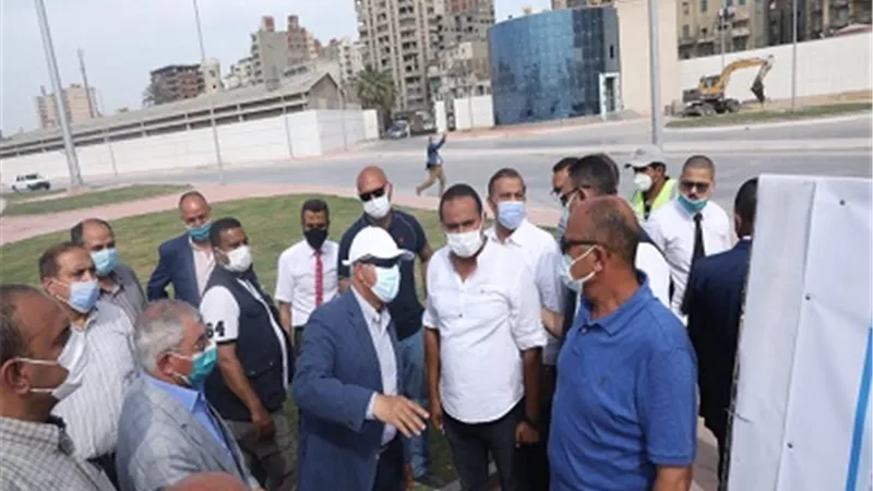 وزير النقل يتابع معدلات تنفيذ المشروعات الخدمية الجاري تنفيذها بميناء الإسكندرية