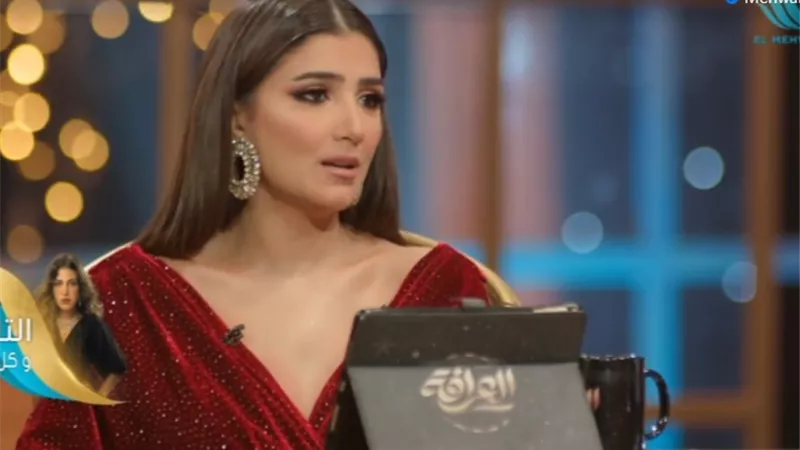 مي عمر عن صورة ياسمين صبري ونسرين أمين: 