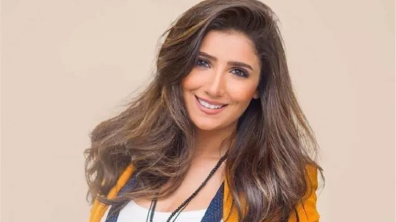 مي عمر: نفسي أعمل تاريخ زي فاتن حمامة