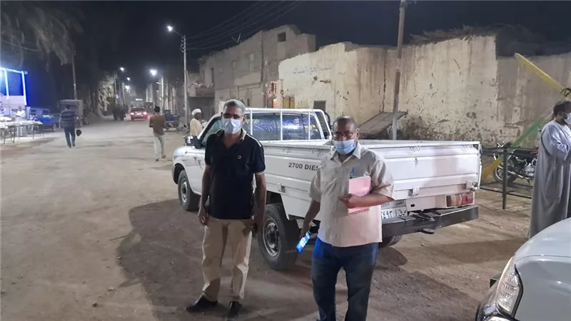 حملة لمتابعة تطبيق الإجراءات الإحترازية والإغلاق بمركز الطود جنوب الأقصر