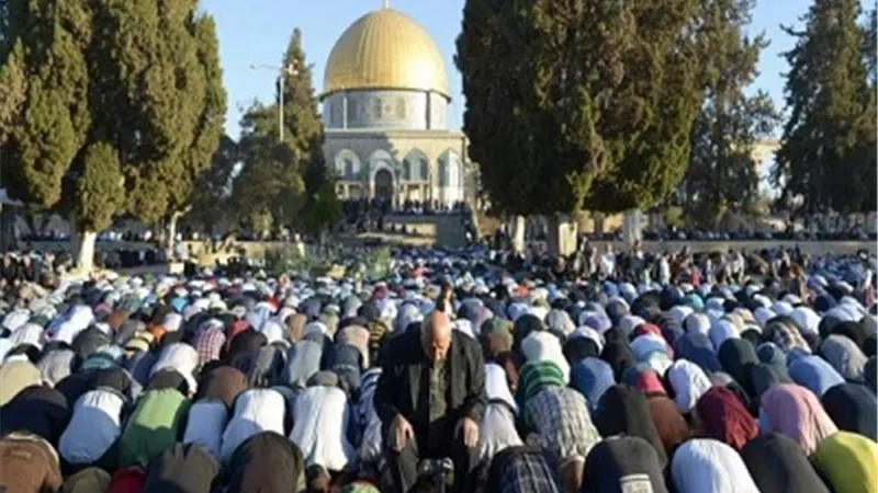 مجلس النواب يدين الاعتداء على المصلين بالمسجد الأقصى وجريمة التطهير العرقى