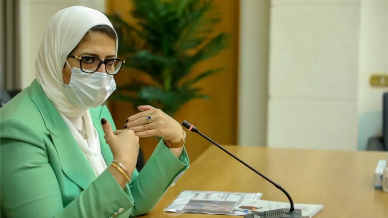 وزيرة الصحة: استقبال أول شحنة للمواد الخام لبدء تصنيع لقاح