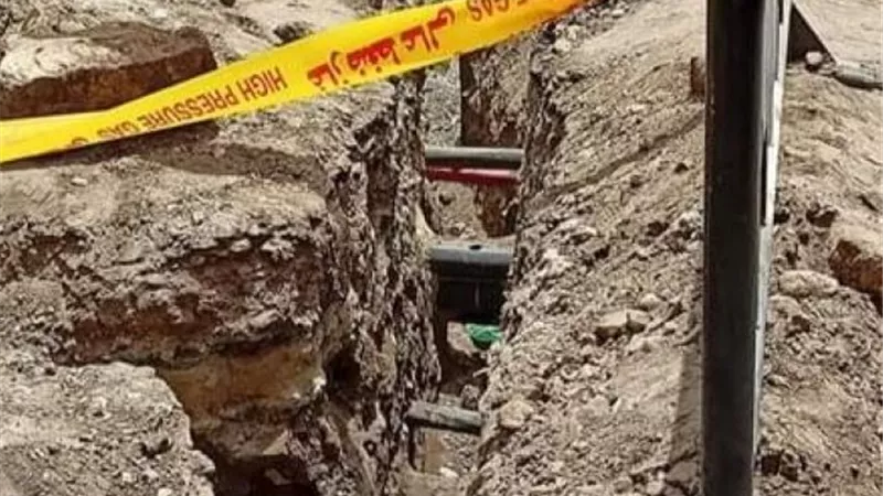 الصدفه تكشف عن نفق اثرى امام مستشفى ببا.. بالصور