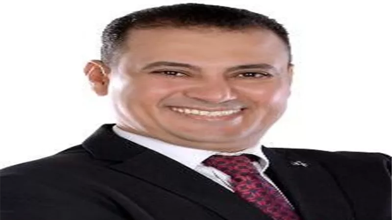 عبد الباقى عزوز: فرقة 