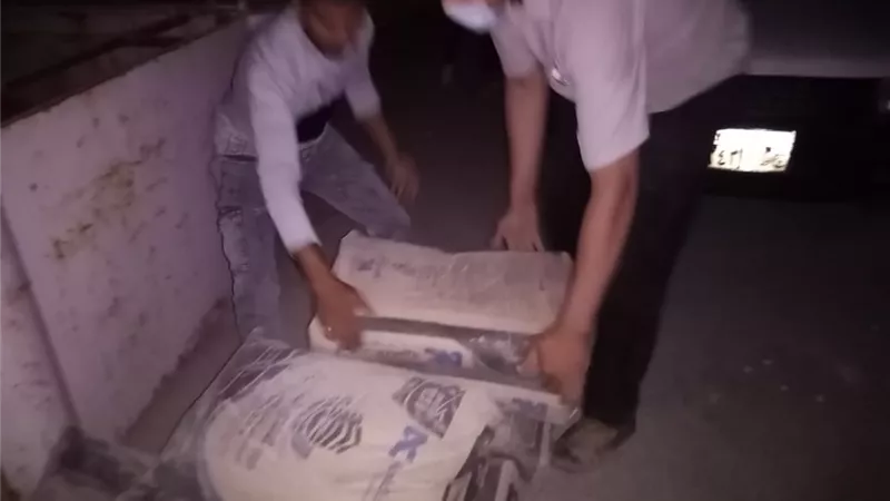 غلق مقهي يقدم شيش وتحرير 5 محاضر لعدم الالتزام بقرار الغلق في مطروح