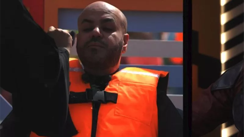 رامز جلال يسخر من على العليانى